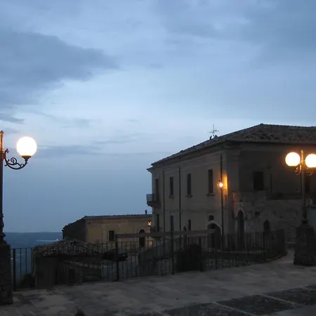 Santa Ciriaca - Aghia Kyriaki Couette-café Gerace