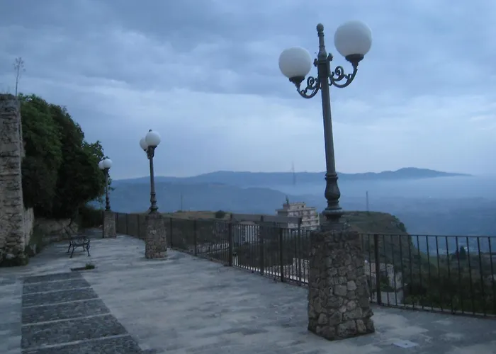 Alojamento de Acomodação e Pequeno-almoço Santa Ciriaca - Aghia Kyriaki 4*